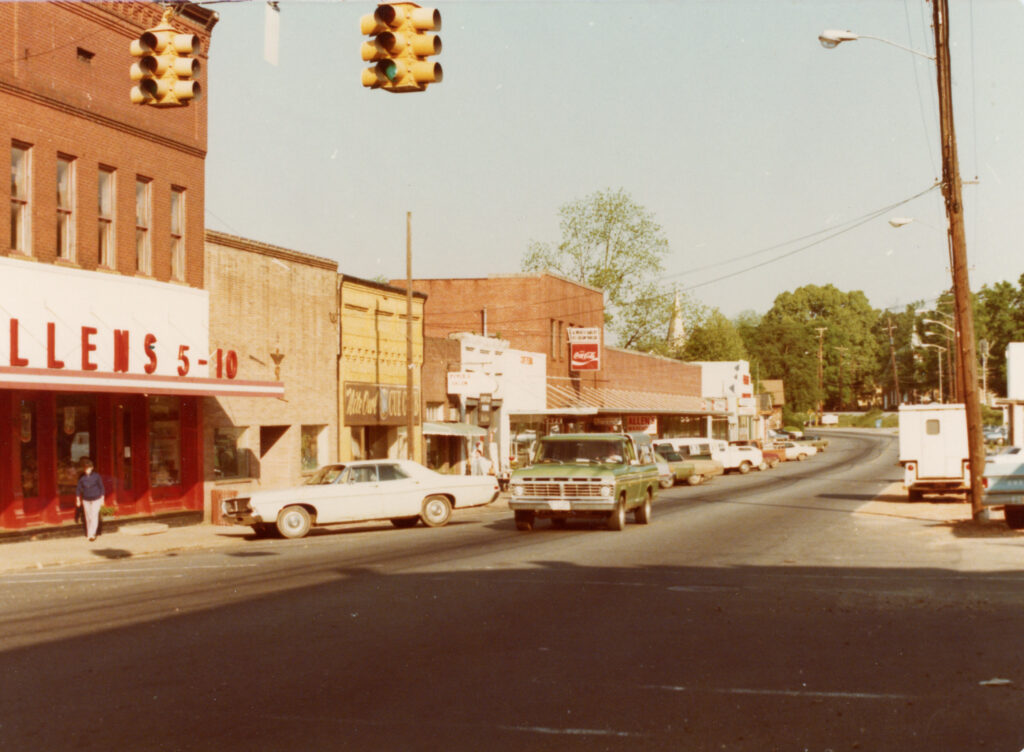 Wedding Venues in Cobb County, GA (Why Couples Choose The Provisions House)