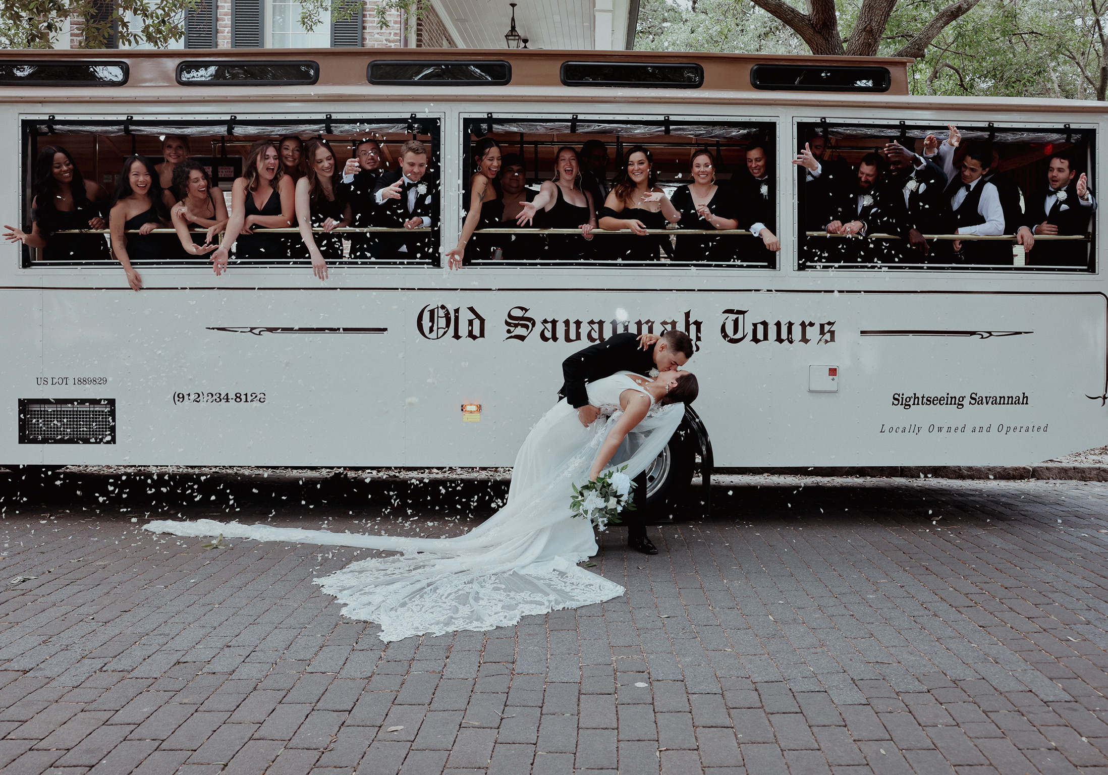 Newlyweds at a Savannah, Georgia wedding