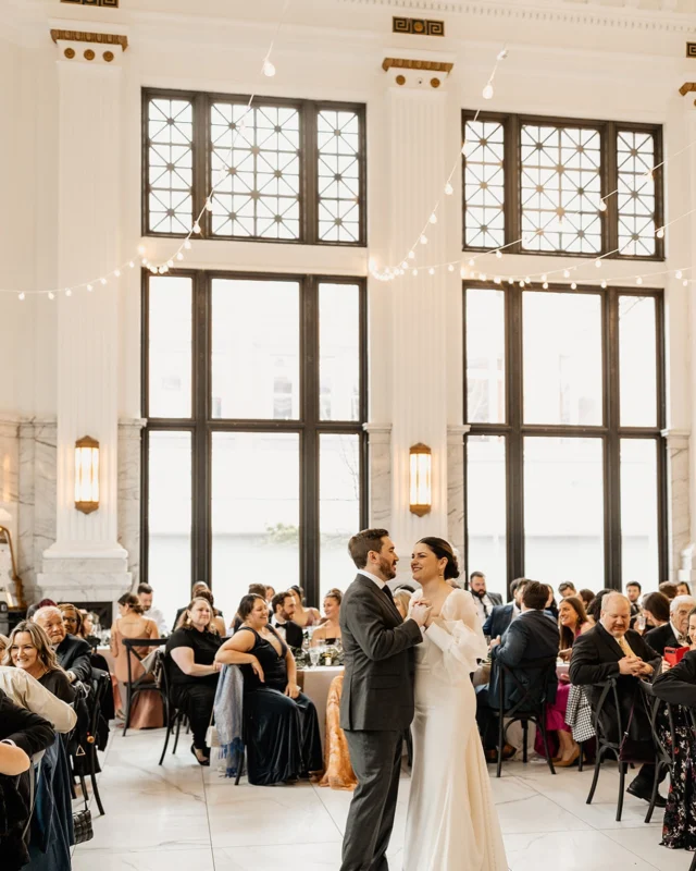 Something about those windows 🤍

Photography: @barbaraophotography

#citizensballroom #historicweddingvenue #dmvweddingvenue #marylandweddingvenue #marylandwedding #dmvwedding #2024wedding #weddingtrend #weddinginspo #pinterestwedding