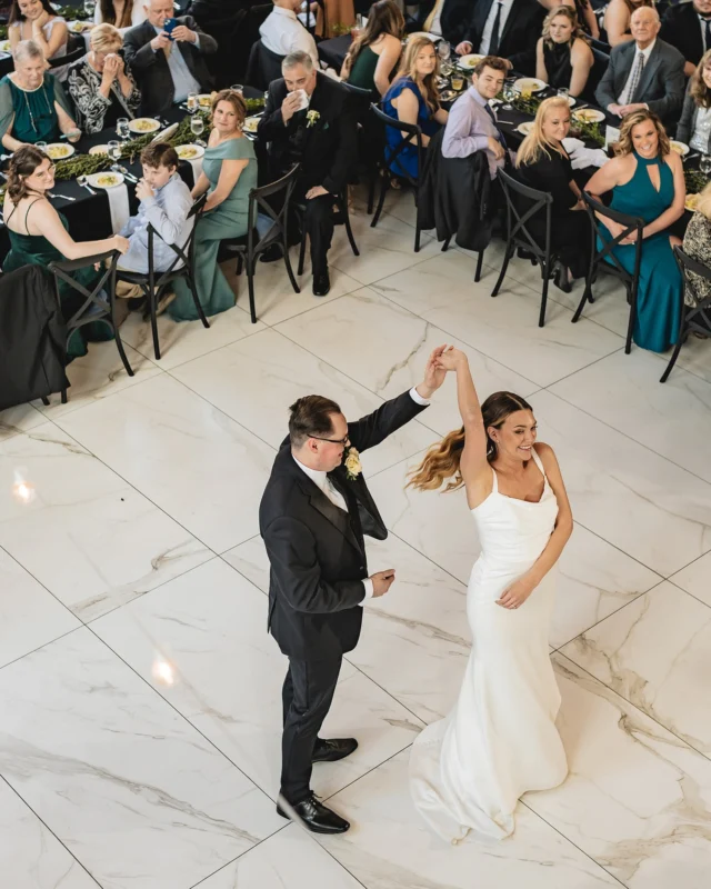 The best view from the balcony 🤍

Photography: @rachelschrock.photography

#citizensballroom #marylandweddingvenue #marylandwedding #dmvwedding #historicweddingvenue #2024wedding #weddingtrends #pinterestwedding