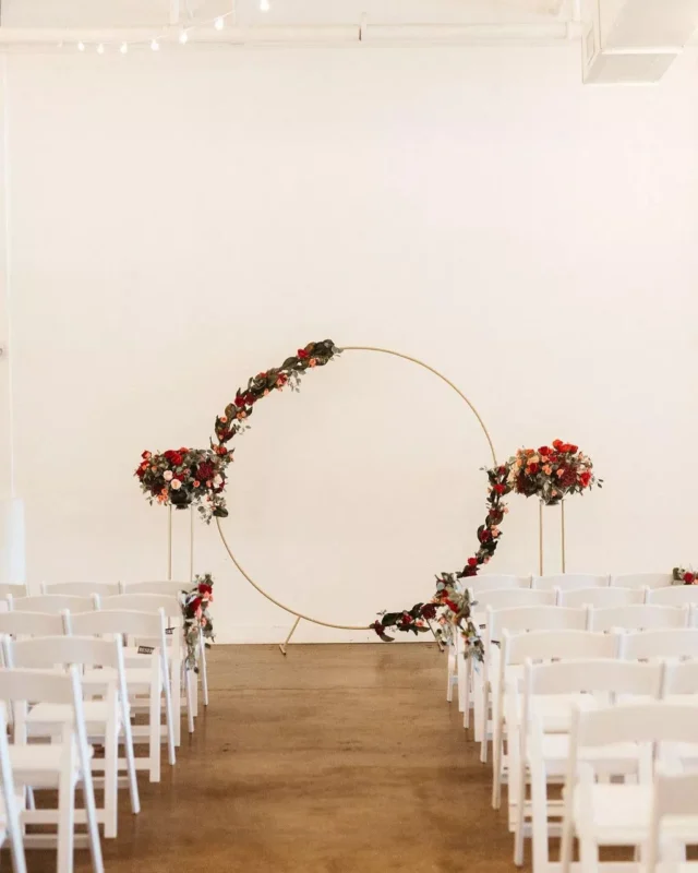 This couple utilized the minimalist, industrial vibes of Haven Street Ballroom to create the wedding ceremony of their dreams ♥️ Bold red florals on the ceremony arch popped against a crisp backdrop and all eyes were on the newlyweds... 
 
Venue: @havenstreetballroom @fetewell 
Photography @sarahjamessphotography

Baltimore Wedding | Wedding Ceremony | Wedding Details 
#weddingceremony #vows #ido #fetewell #industrialeventspace #havenstreetballroom #eventvenue #weddigvenue #industrialweddingvenue #baltimoreweddingvenue #eventvenue #baltimorewedding