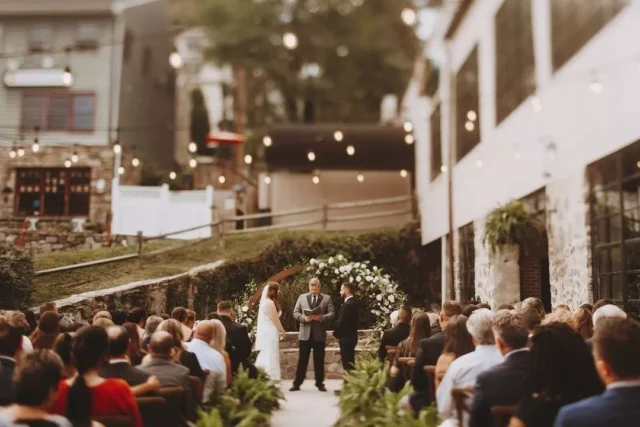 Savoring outdoor ceremony season as long as we possibly can 🌿 

Venue: @mainstreetballroom @fetewell
Photo: @nessakphotography
Catering: @zeffertandgold
Planning: @1423events
Rentals: @selecteventgroup

#ellicottcitywedding #maryland  #mainstreetballroom #fetewell #ellicottcity #marylandwedding #weddingvenue #oldellicottcity #weddingceremony #outdoorwedding