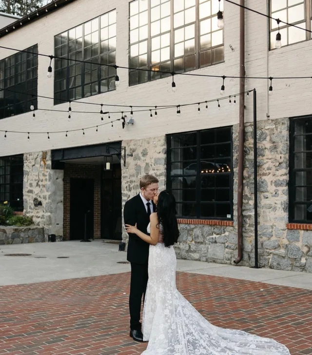 Even as the temperatures drop, our patio is open for guests! It's perfect to cool off after all of that dancing 😜

Photography @samanthaletophoto
Bride @sarahprabhakar37

#mainstreetballroom #marylandweddingvenue #marylandwedding #dmvwedding #historicweddingvenue #2024wedding #weddingtrends #pinterestwedding #outdoorweddingvenue