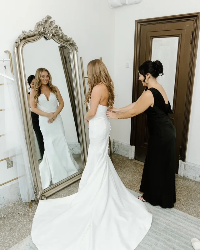 Even though we used to be a bank, we’ve converted our space to make sure everyone has room to get ready in private! 

Are you team Floor Mirror or team Fireplace??

Photography: @joshuabinghamphoto
Hair & Makeup: @meganwiththegoodhair for @jkwbeauty 
Dress: @antoniogual
Lashes: @blink.lashes
Nails: @phuong.nailedit

#citizensballroom #marylandweddingvenue #marylandwedding #dmvwedding #historicweddingvenue #2025wedding #weddingtrends #pinterestwedding #2025bride #2025weddingtrends #weddingwalk #frederickweddingwalk