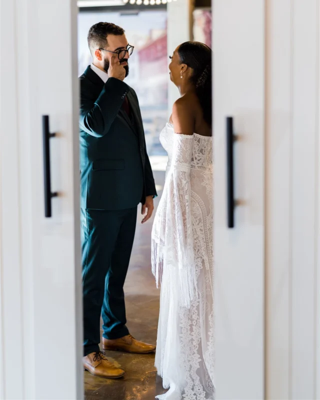 Almost forgot this was the whole point ❤️

Photography: @oncelikeaspark
Coordination: @yourday_yourway
Florals: @sbblooms
Catering: @beefalobobs
Gown: @bridalboutiquecolumbia
Bridesmaid Dresses: @azazieofficial
Rings: @doamore @davidyurman
Ice Cream: @jenisicecreams
Bride: @jesslallz

#mainstreetballroom #marylandweddingvenue #marylandwedding #dmvwedding #historicweddingvenue #2025wedding #weddingtrends #pinterestwedding #outdoorweddingvenue