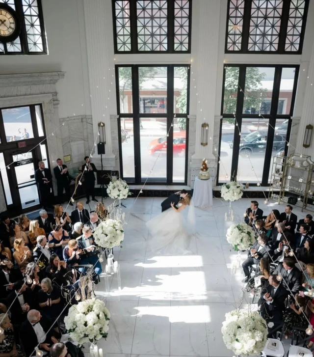 This is why you should book a venue with a balcony 😉

Photography @niandxiaophotography 
Planner @wilsondesignsandevents
Rental @selecteventgroup
HMA @truecolorsbeautyco
Floral @lechateaudecrystale
Catering @libscatering
Band @bachelorboysband
Cake @boulangeriechristophe
Bridal gown @ashleygracebridal

#citizensballroom #historicweddingvenue #marylandwedding #marylandweddingvenue #dmvwedding #2025weddingtrends
