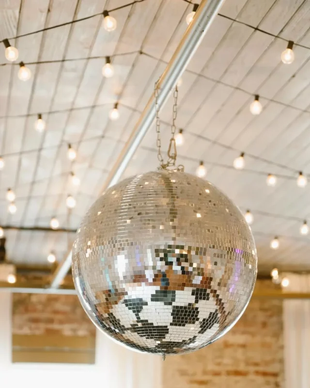 Celebrate fully, just as it should be—on a dance floor designed for unforgettable nights🪩✨

Venue: @savannahbottleworks @fetewell
Photography: @ashleecphotography
Planner: @savannahmagnoliaevents
Videography: @ardsleyparkproductions
Florals: @peachykeeneflowerfarm
Beauty: @bridalbywonderland_beautybar
Desserts: @grinsandgigglescookieco
DJ + Photo Booth: @allaboutyouentertainment
Rentals: @mccoyseventprofessionals
Hotel: @theannsavannah

Wedding Reception | Georgia Wedding | Savannah Bottle Works | #georgiawedding #fetewell #weddingreception #savannahweddingvenue #historicweddingvenue #weddinginspiration #weddingtrend #discoball