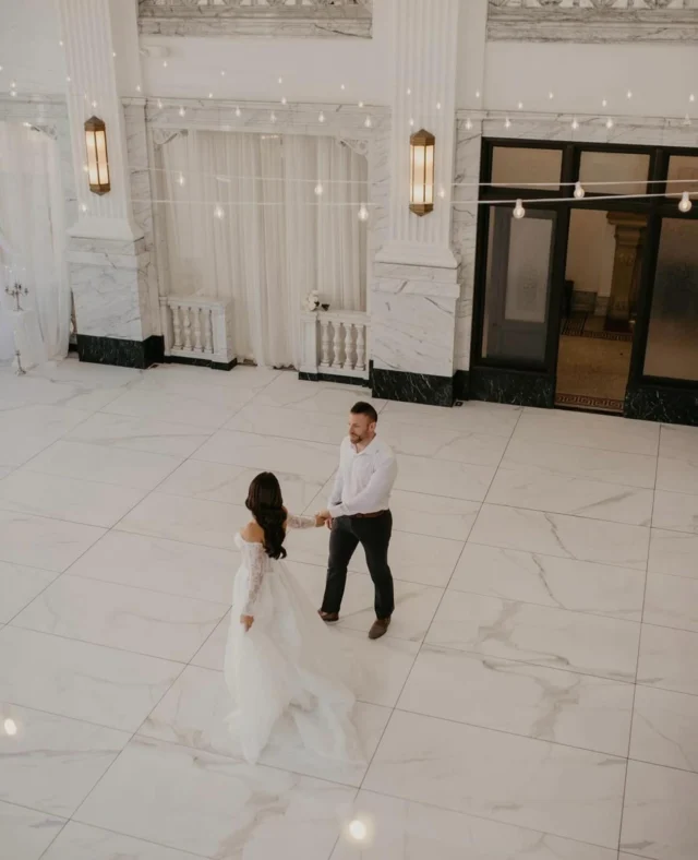 A perfect moment just for them 🤍

Hosts: @chelsearae_photos @caseyjphotos
Photography: @chelsearae_photos 
Venue: @citizensballroom
Hair: @boho.bridal.babe
Makeup: @facesbysydneyllc
Decor: Something Borrowed WV
Florals: In Full Bloom Flower Farm 
Cake: @flourishcakeryandevents

#citizensballroom #historicweddingvenue #marylandwedding #marylandweddingvenue #dmvwedding #2025weddingtrends #frederickweddingvenue