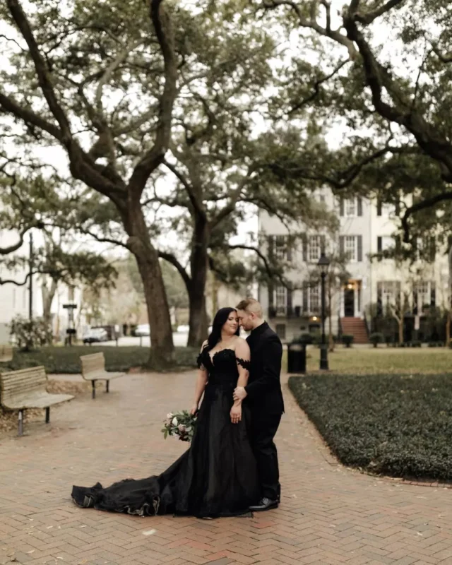 ‘Til death—and every unforgettable moment in between🕯️🖤

With moody details, bold personality, and a love story that owned the moment, this celebration was anything but ordinary.

Venue: @savannahbottleworks @fetewell
Coordinator: @fromthismomentwp
Photography: @joyandeverettephoto
Catering + Bar: @vicirooftop
DJ: @eynentertainment
Coffee Bar: @origincoffee.bar
Wedding Painter: @k.lisicki.b_art
Cake Pops: @artayscakesandconfections

#fallwedding #halloween #savannahbottleworks #savannahgeorgia #savannahwedding #savannahweddingvenue #georgiawedding #georgiaweddingvenue #fetewell #weddingvenue #eventvenue #historicvenue #halloweenwedding