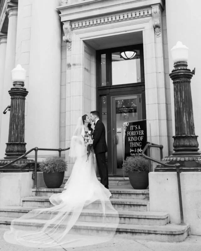 Where architecture meets emotion—every corner of Citizens Ballroom was made for moments like this.

Repost from @joyaphotos

Venue: @citizensballroom @fetewell

#citizensballroom #fetewell  #frederickwedding #historicweddingvenue #weddingvenue #marylandwedding #maryland #fetewell