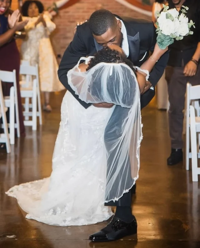 THIS is why we say you should pause halfway down the aisle!!!

Photography: @imagesbygeneva
Bride MUA: @already_perfect

#mainstreetballroom #marylandweddingvenue #marylandwedding #dmvwedding historicweddingvenue 2025wedding weddingtrends pinterestwedding outdoorweddingvenue