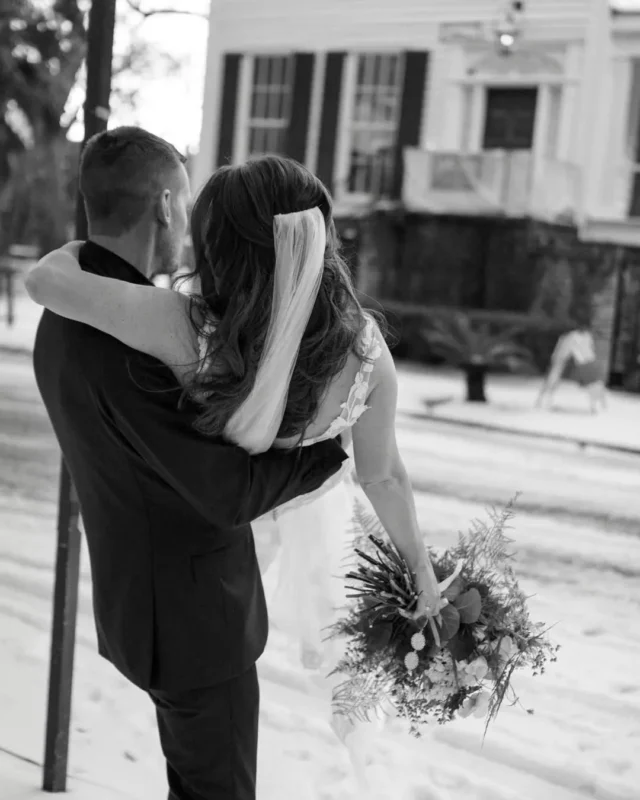 Wrapped in winter light and Southern charm—Savannah never felt more magical.

Our favorite kind of romance? The kind that braves the cold for a love story like this one.

Planner: @elegantsavannahweddings
Photo: @abbygilesphotography
Video: @daneisner_productions
Venue: @savannahbottleworks
DJ: @w.smith.music
HMU: @beyondbeautifulbyheather
Catering: @magnoliagrillcatering
Florist: @atozinnias
Cake: @flirtwithdessertbakery

#winterwedding #savannahgeorgia #savannahwedding #georgiaweddingvenue #brideandgroom #georgiaweddingvenue