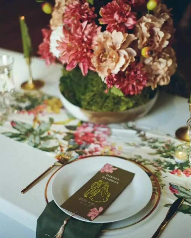 Every detail in this Savannah reception played with contrast—bold textures, organic materials, and artful design moments.

With paper floral installations, rattan lighting, and custom signage, the result was modern yet inviting, turning the space into something truly one-of-a-kind.

Venue: @savannahbottleworks @fetewell 
Photographer: @jeffandmollie