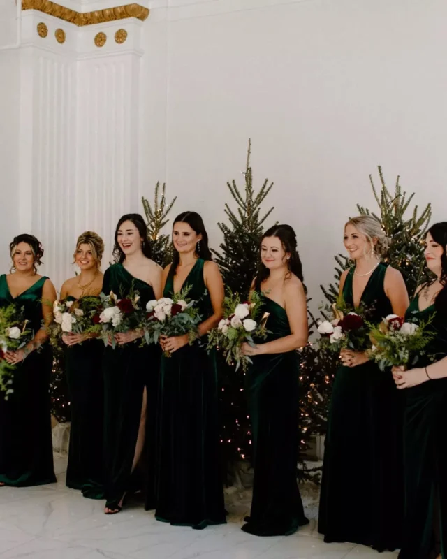 The holidays have a way of making celebrations feel even more meaningful.

At Citizens Ballroom, emerald gowns and golden light met historic walls that have seen more than a century of love stories unfold.

It’s a place where old and new meet seamlessly—a reflection of what Fetewell does best: honoring the past while creating room for the memories still to come.

Venue: @citizensballroom @fetewell
Photographer: @a_mphotog