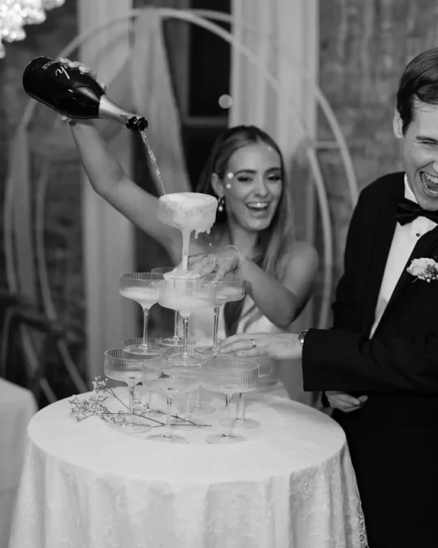 Cheers to all the celebrations to come in 2026 ✨🥂

Happy New Year!

Venue: @savannahbottleworks @fetewell
Photographer: @tkrfilms
DJ: @topshelfentertainment_sav
Coordinator: @jocelyncalhoun 

#nye #nyewedding #atlantaweddingvenue #georgiawedding #weddingdesign #fetewell