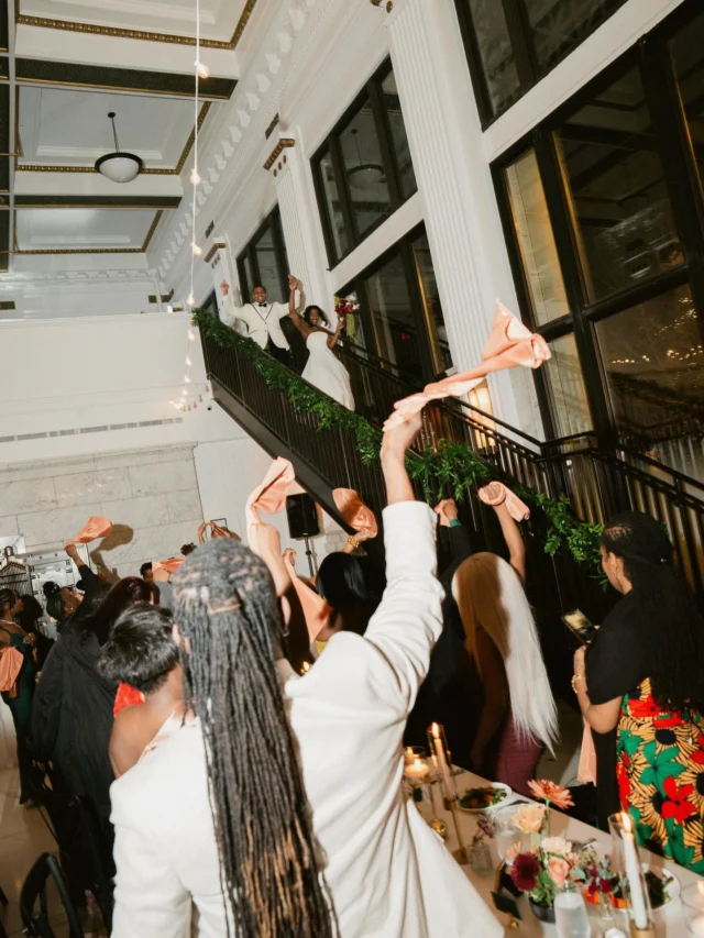 This is our Super Bowl 🤭

Photography @momentsbymoy

#citizensballroom #historicweddingvenue #superbowl Bowl