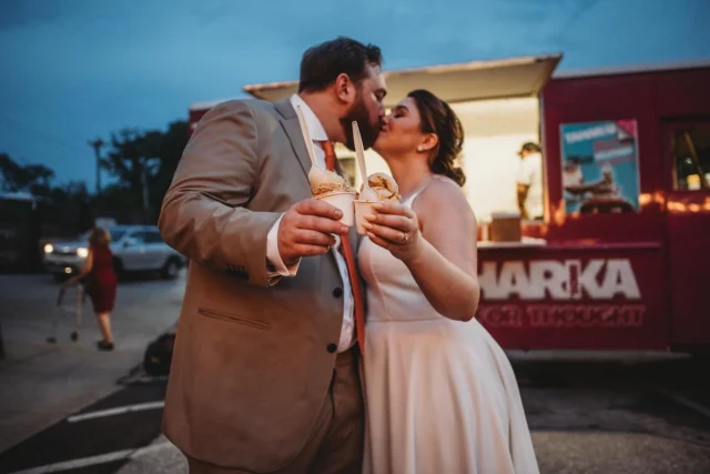 This is your reminder that food trucks fit on our patio 🤭

#mainstreetballroom #historicweddingvenue #weddinginspo