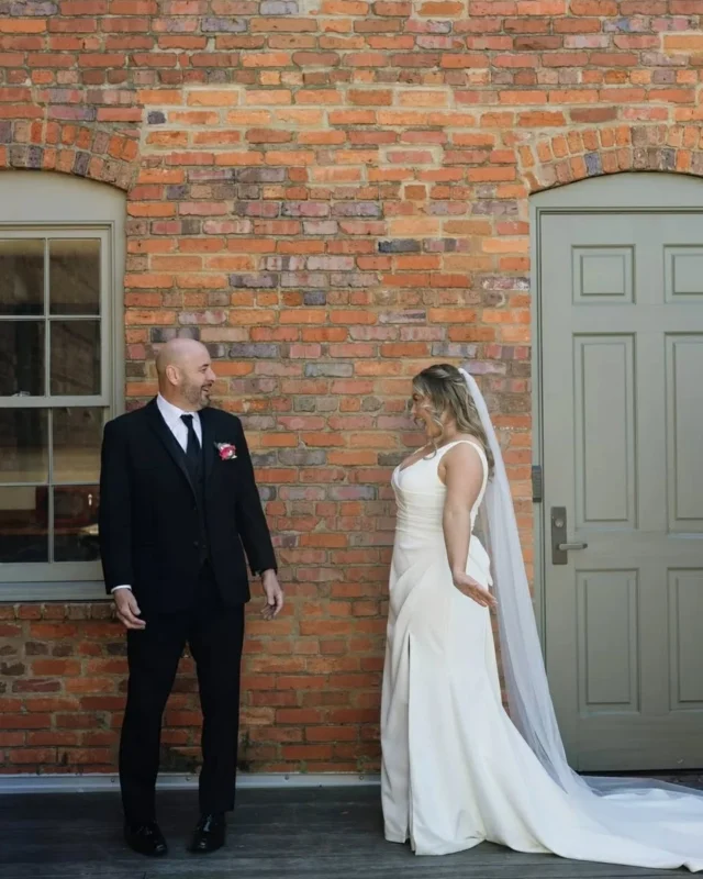 A final quiet moment with Dad before the walk down the aisle. One of the sweetest parts of the day 🤍

Photo: @gingersnap.studios
Venue: @savannahbottleworks
Video: @ardsleyparkproductions
Second Shooter: @abbygilesphotography
Dress: @idobridalathens
Hair/Makeup: @utopiancreationsbridal
Florals: @dlj.workshops.events
DJ: @eynentertainment
Catering: @savannaheventcatering_

savannah wedding venue. 2027 bride. georgia wedding planning. savannah historic district. georgia wedding venue. lowcountry wedding.