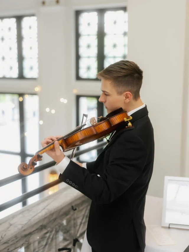 Looking for unique wedding elements to help you stand out? These are some of our favorites 🤭

Photography @domdesignphotography
Catering @cravecateringco
Catering @simplyfreshevents
Photo Booth @premierpicsmaryland
Photography/Videography @photographedbydrew
Planning @wedwithsteph
Florals @solandbloomfloralco
Custom Felt Designs @felted.foundations
Violinist @n.s.harmonics 
Piercings & Tattoos @tigerseye.collective 
Alcohol @frederickwinehouse
Live Painter @samiaconi
Event Organizer- @colonialjewelers 

#citizensballroom #historicweddingvenue #weddinginspo